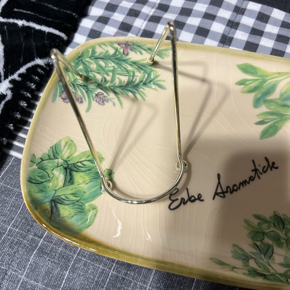 Lovely Erbe Aromatiche Ceramic Cheese Plate - Picture 2 of 12